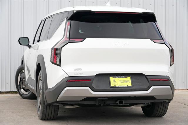 2024 Kia EV9 Light Short Range
