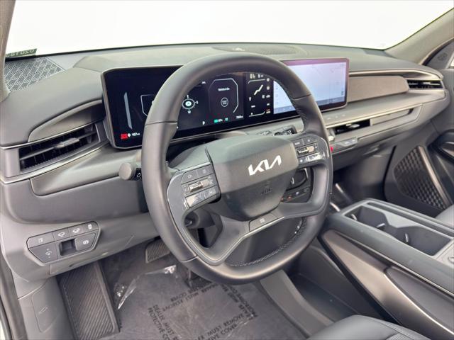 2024 Kia EV9 Light Short Range