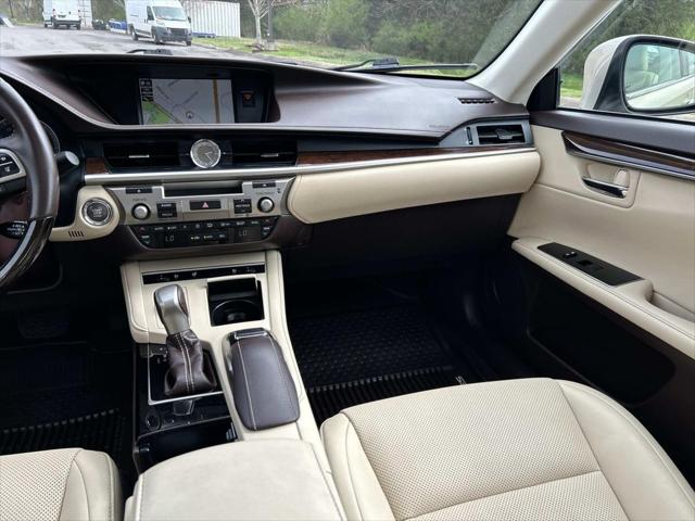 2018 Lexus ES 350 Base