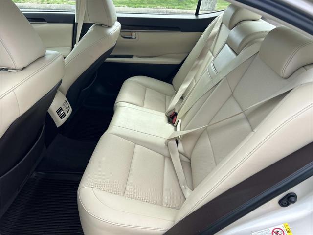 2018 Lexus ES 350 Base