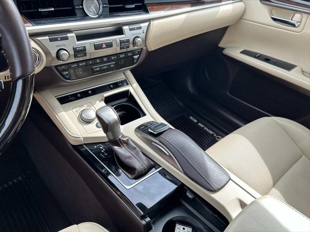 2018 Lexus ES 350 Base