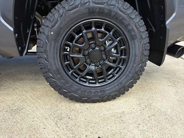 2026 Toyota Tundra SR5 CrewMax 5.5' Bed
