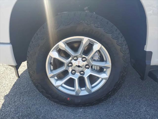 2026 Chevrolet Silverado 1500 4WD Crew Cab Short Bed RST