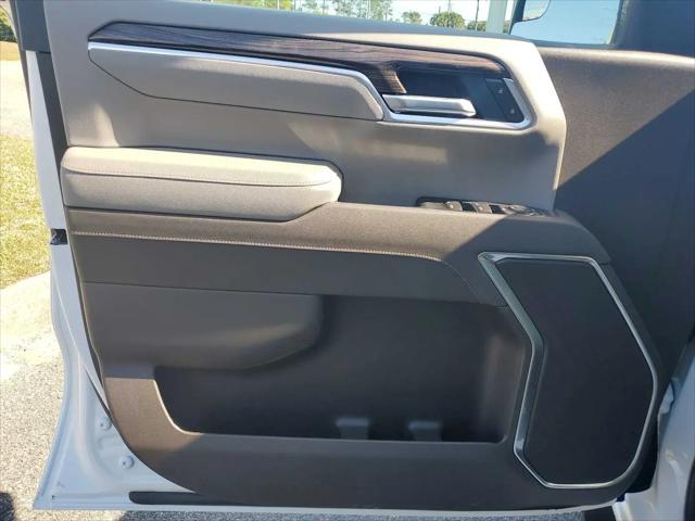 2026 Chevrolet Silverado 1500 4WD Crew Cab Short Bed RST