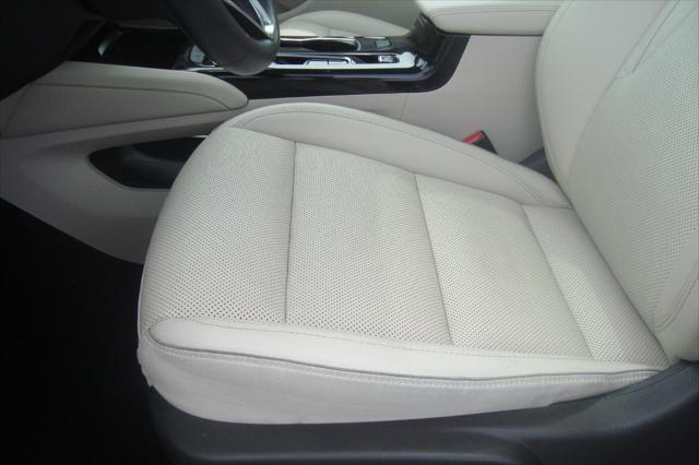 2022 Buick Envision AWD Essence