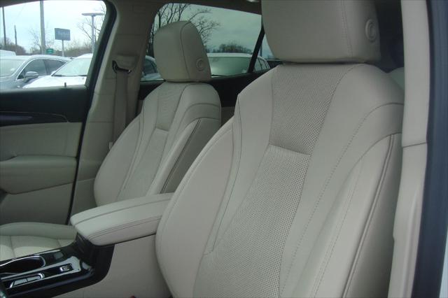 2022 Buick Envision AWD Essence