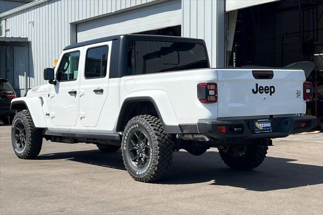 2026 Jeep Gladiator Sport