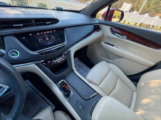 2017 Cadillac XT5 Luxury