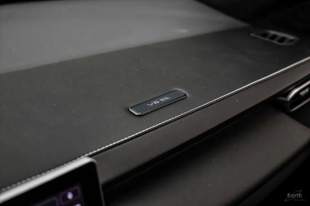 2026 Lotus Emira V6 SE