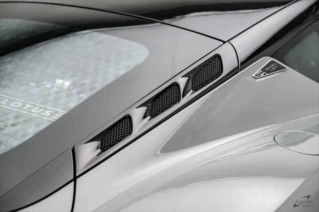2026 Lotus Emira V6 SE