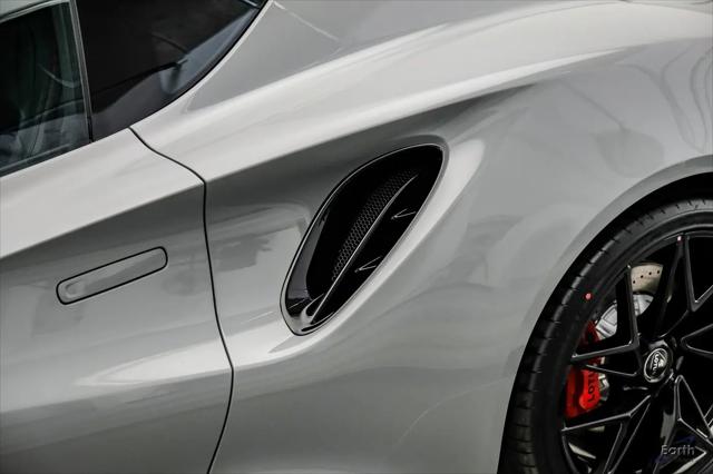 2026 Lotus Emira V6 SE