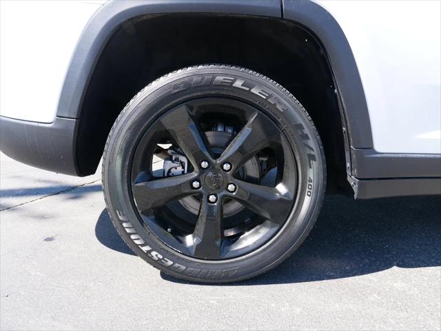 2023 Jeep Grand Cherokee Altitude 4x2