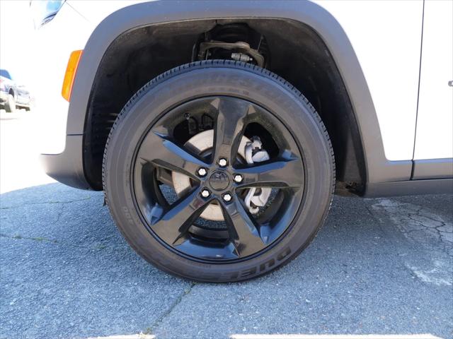 2023 Jeep Grand Cherokee Altitude 4x2
