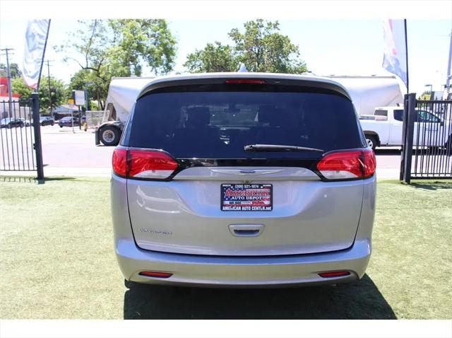 2020 Chrysler Voyager LXI