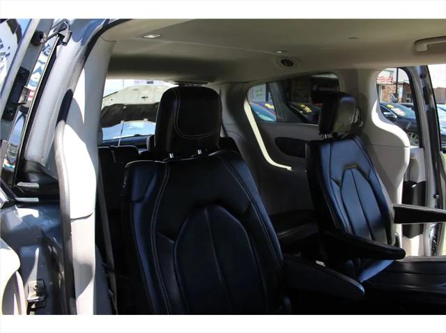 2020 Chrysler Voyager LXI