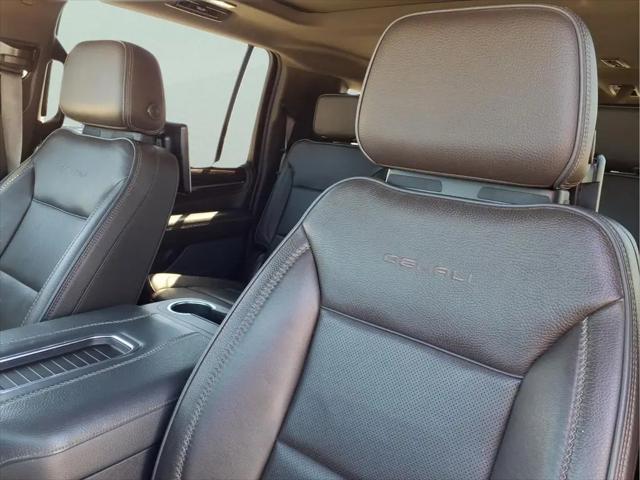 2022 GMC Yukon XL 2WD Denali