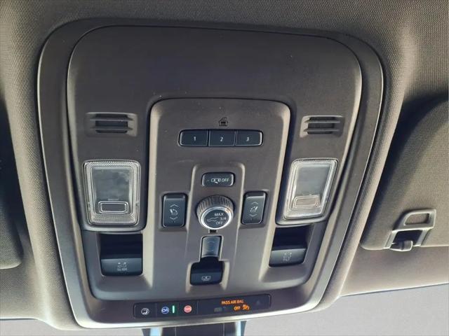 2022 GMC Yukon XL 2WD Denali