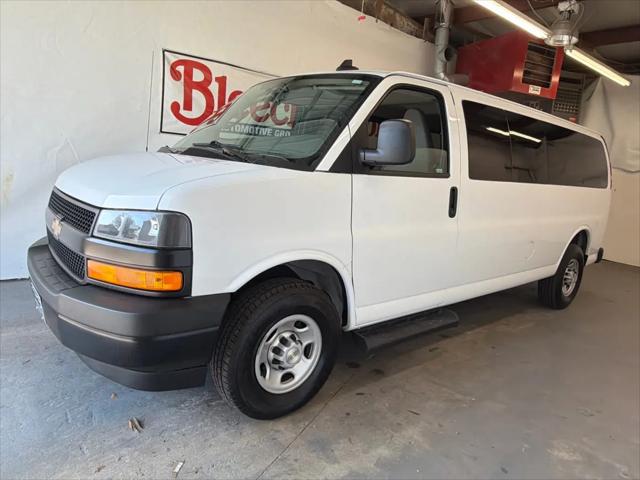 2023 Chevrolet Express Passenger RWD 3500 Extended Wheelbase LS