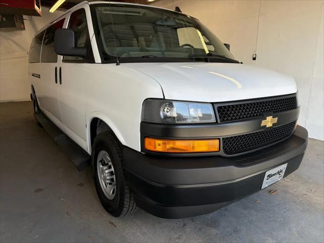 2023 Chevrolet Express Passenger RWD 3500 Extended Wheelbase LS