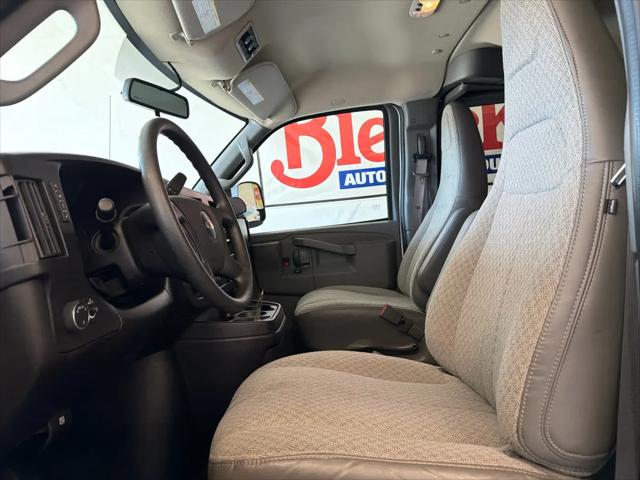 2023 Chevrolet Express Passenger RWD 3500 Extended Wheelbase LS