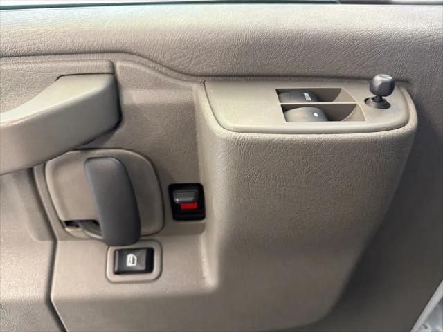 2023 Chevrolet Express Passenger RWD 3500 Extended Wheelbase LS