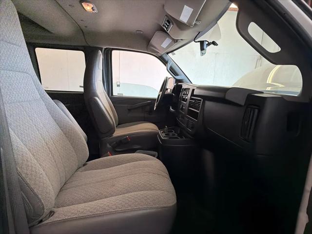 2023 Chevrolet Express Passenger RWD 3500 Extended Wheelbase LS