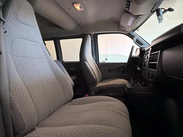 2023 Chevrolet Express Passenger RWD 3500 Extended Wheelbase LS