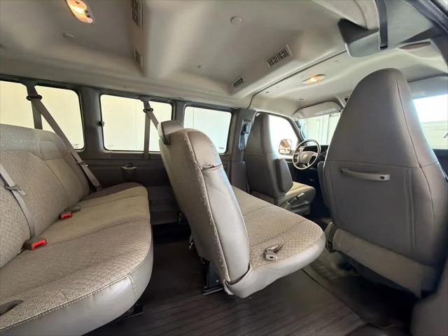 2023 Chevrolet Express Passenger RWD 3500 Extended Wheelbase LS