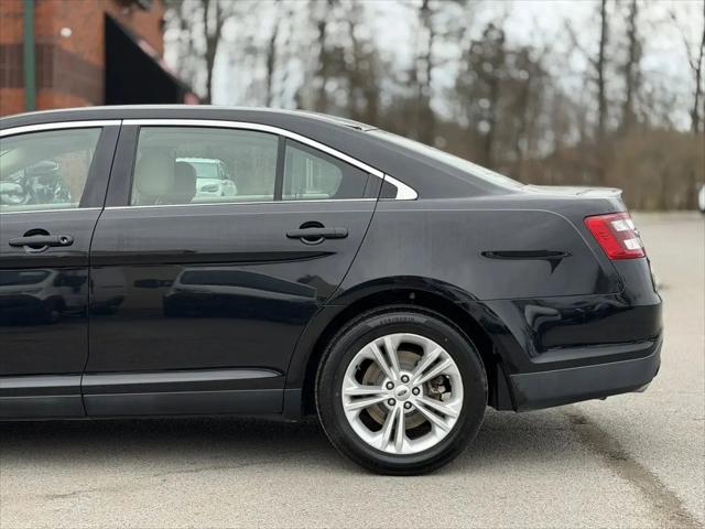 2016 Ford Taurus SEL