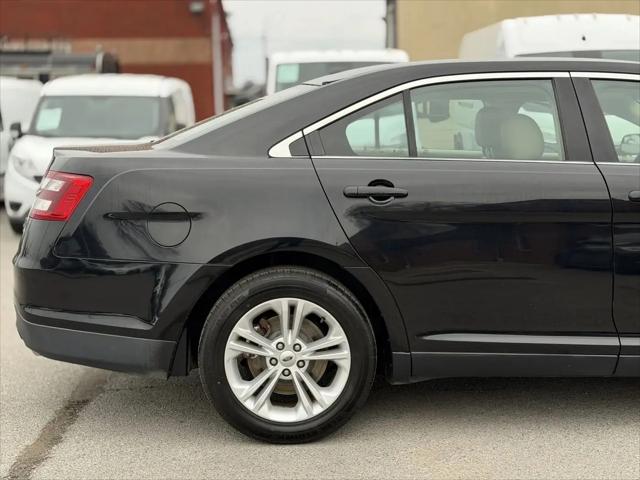 2016 Ford Taurus SEL