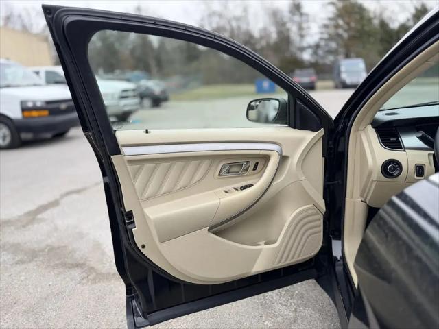 2016 Ford Taurus SEL