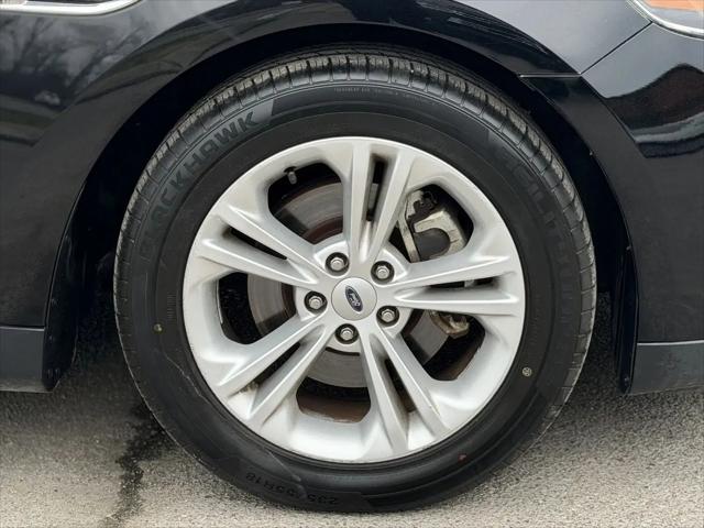 2016 Ford Taurus SEL