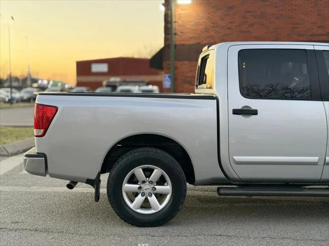 2014 Nissan Titan SV