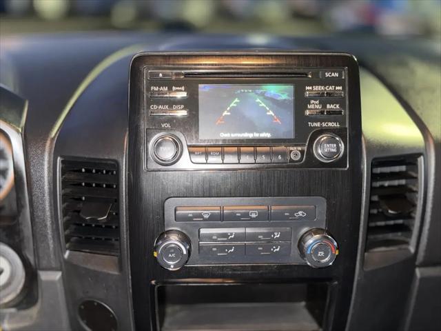 2014 Nissan Titan SV