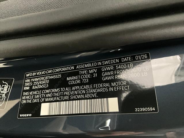 2026 Volvo XC60 B5 Plus