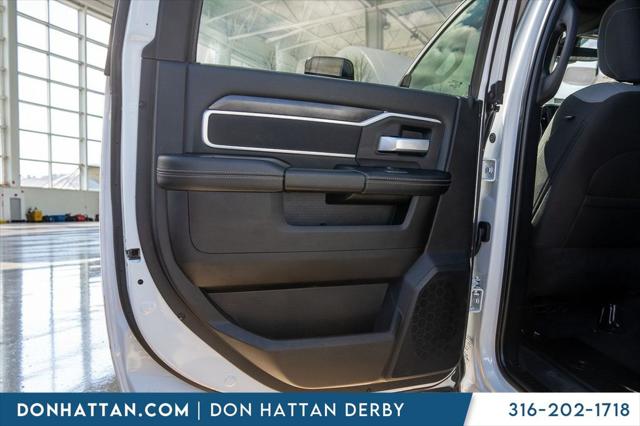 2024 Ram 3500 Big Horn Crew Cab 4x4 8' Box