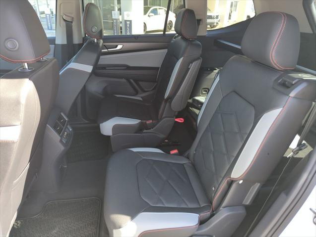 2026 Volkswagen Atlas Peak Edition