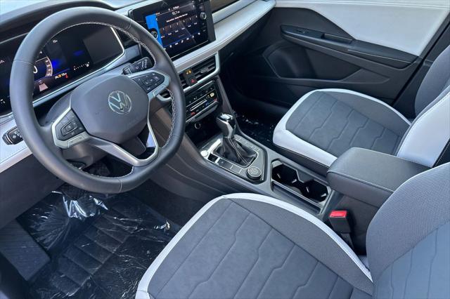 2026 Volkswagen Taos SE
