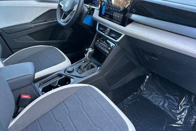 2026 Volkswagen Taos SE