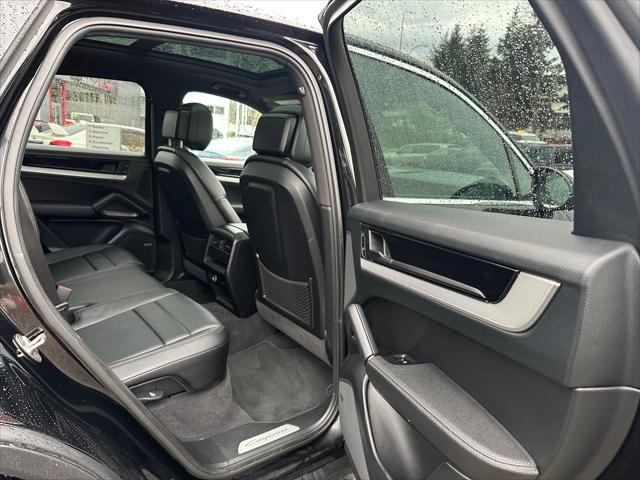 2024 Porsche Cayenne Base