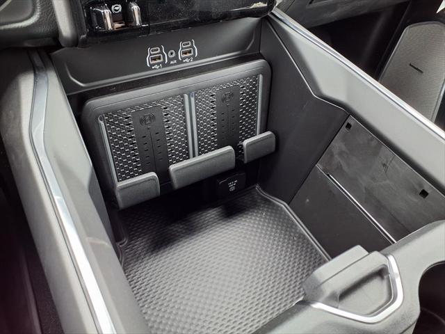 2026 Ram 3500 Laramie Crew Cab 4x4 8' Box