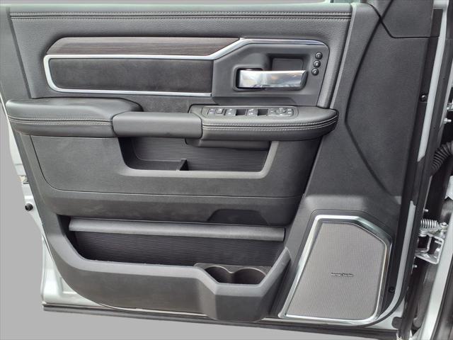 2026 Ram 3500 Laramie Crew Cab 4x4 8' Box