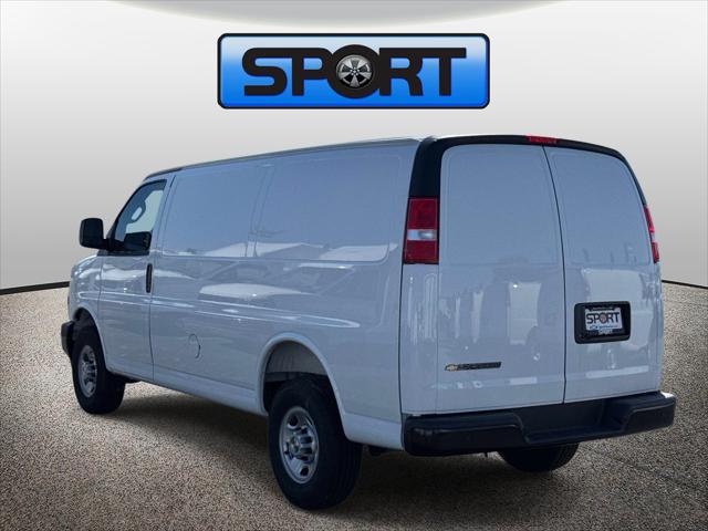 2025 Chevrolet Express Cargo Van RWD 2500 Regular Wheelbase WT