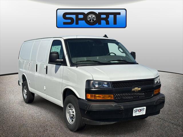 2025 Chevrolet Express Cargo Van RWD 2500 Regular Wheelbase WT