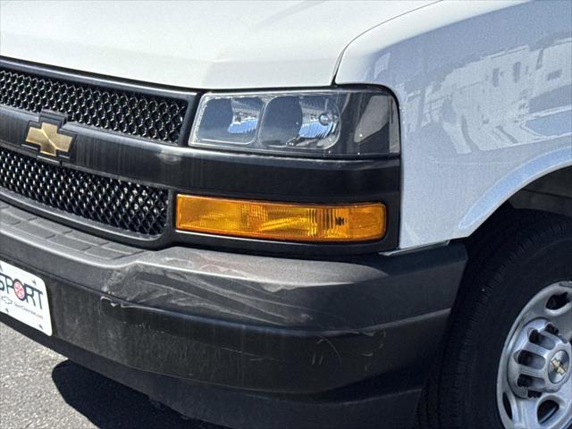 2025 Chevrolet Express Cargo Van RWD 2500 Regular Wheelbase WT