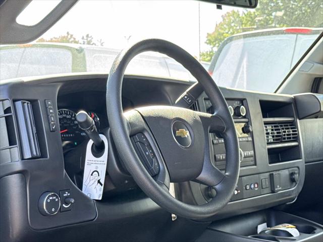 2025 Chevrolet Express Cargo Van RWD 2500 Regular Wheelbase WT