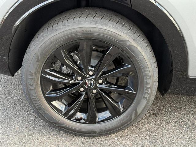 2026 Buick NV Sport Touring FWD