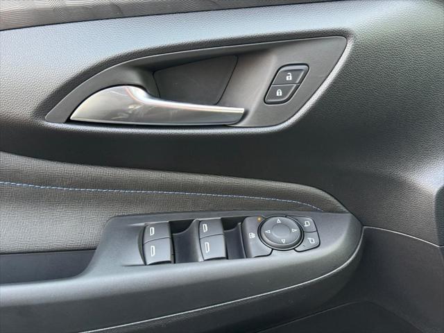 2026 Buick NV Sport Touring FWD