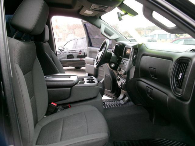 2021 Chevrolet Silverado 1500 4WD Double Cab Standard Bed Custom