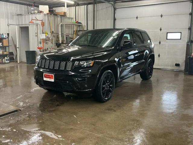 2019 Jeep Grand Cherokee Altitude 4x4 for sale in Grand Rapids, MN